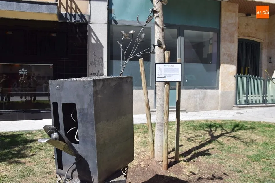 Foto 10 - &lsquo;Abstra&iacute;dos&rsquo;: arte y ciencia se unen en el Barrio del Oeste