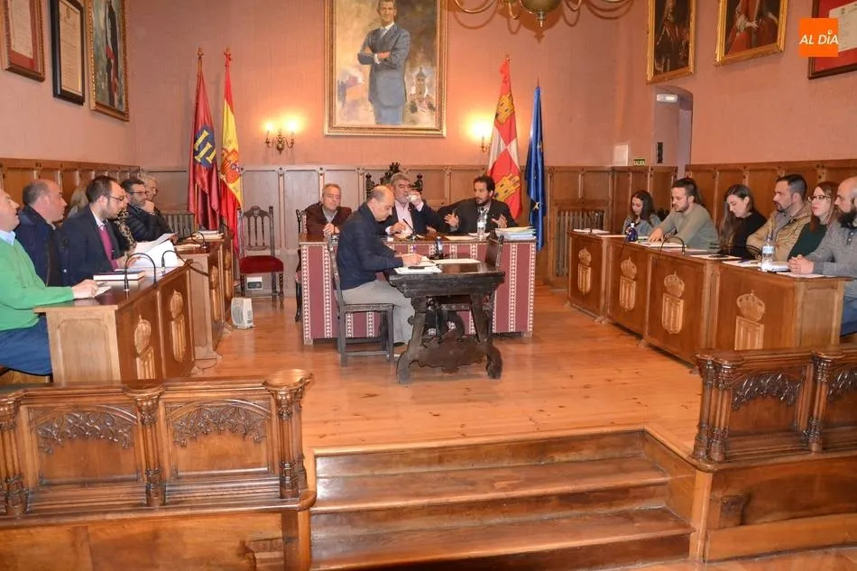 Convocados 2 plenos municipales para la jornada del martes  