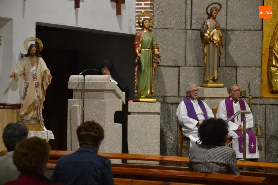 Foto 2 - La Residencia San Jos&eacute; acoge 24 horas seguidas de oraci&oacute;n en busca del perd&oacute;n  