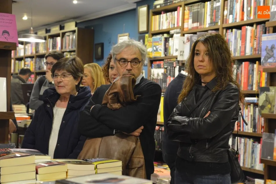 Foto 5 - Domingo Villar presenta su novela &lsquo;El &uacute;ltimo barco&rsquo; en Letras Corsarias  