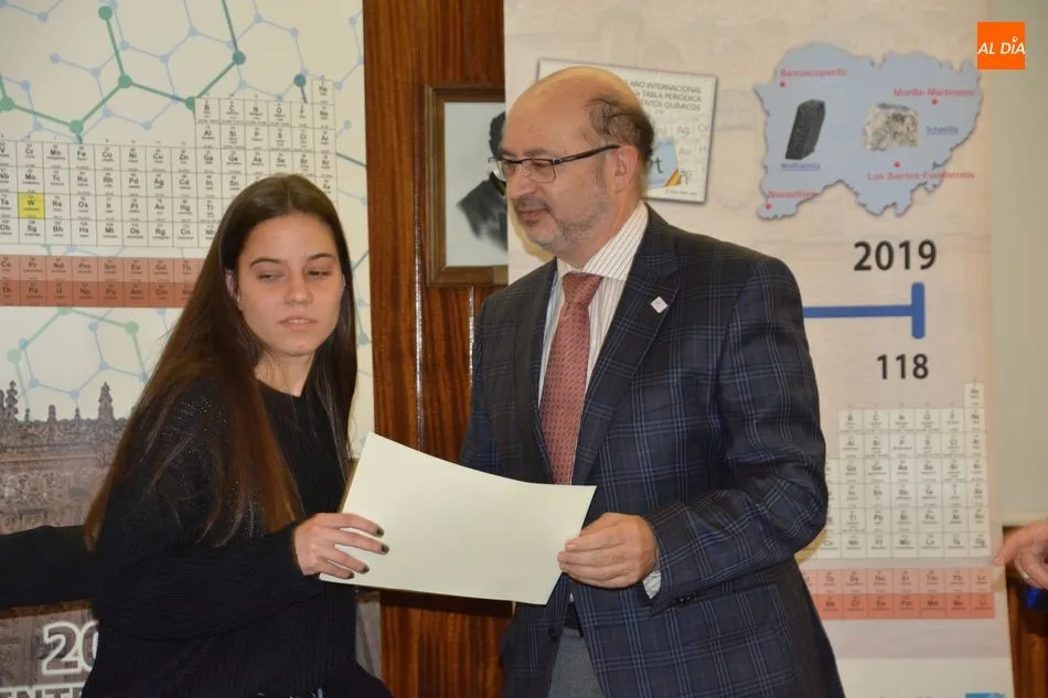 Foto 11 - La Universidad acoge la entrega de premios de la fase local de la Olimpiada de Qu&iacute;mica 2019  