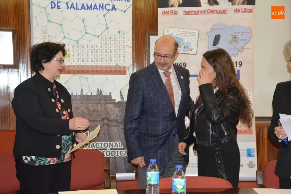 Foto 5 - La Universidad acoge la entrega de premios de la fase local de la Olimpiada de Qu&iacute;mica 2019  