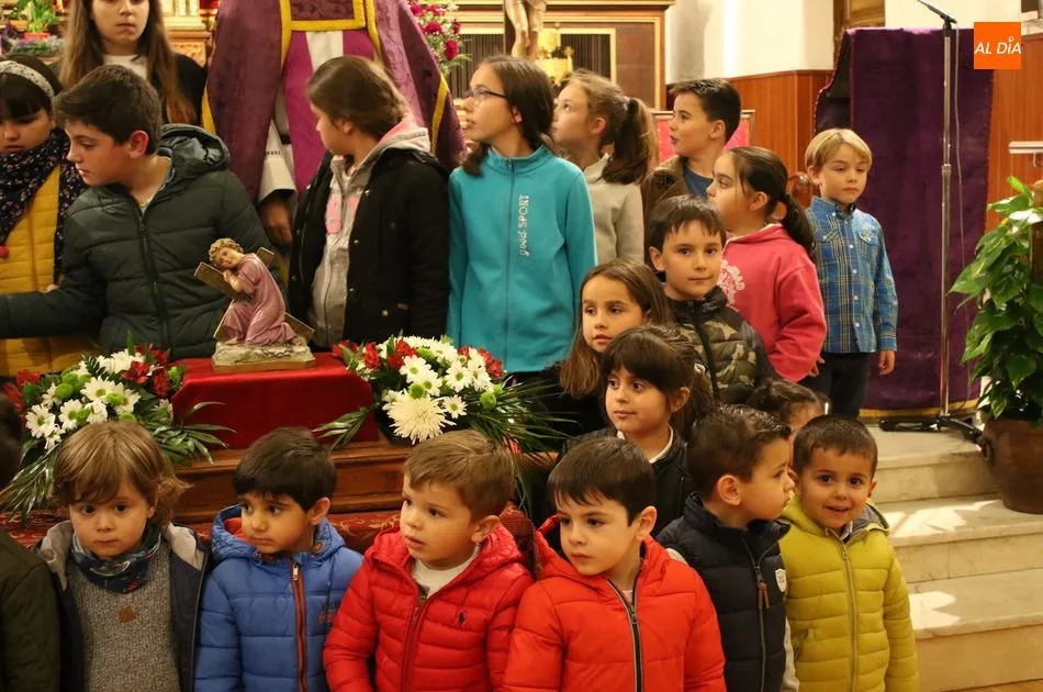 Foto 11 - El V&iacute;a Crucis infantil de los Carmelitas Descalzos se consolida