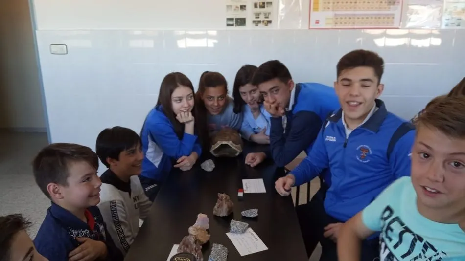 Los alumnos han trabajado en trabajos científicos y prácticas de laboratorio