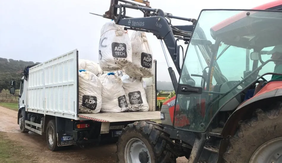 Recogida de residuos procedentes de la agricultura y la ganadería