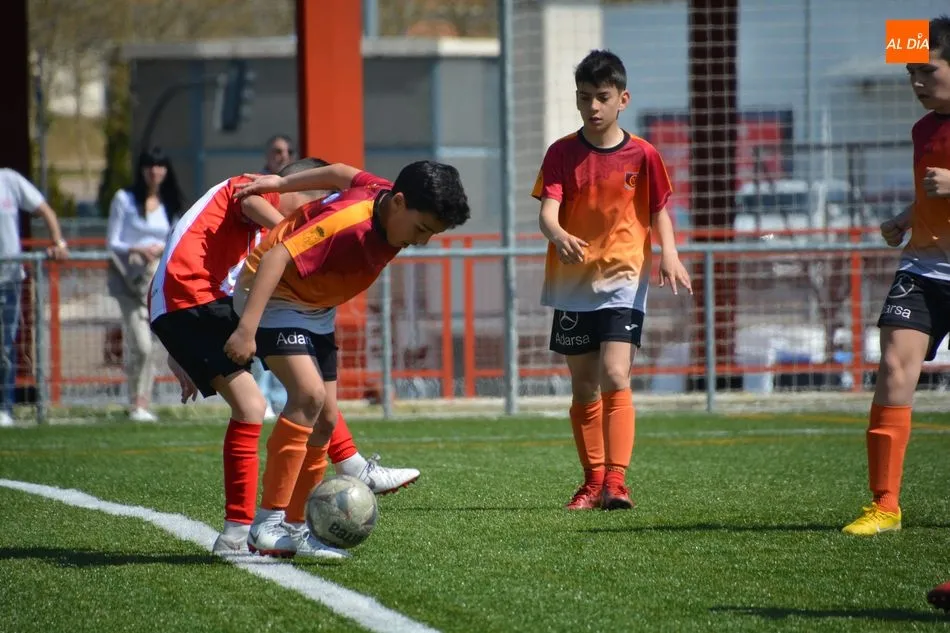 Foto 9 - Resultados, clasificaciones e im&aacute;genes del f&uacute;tbol base provincial