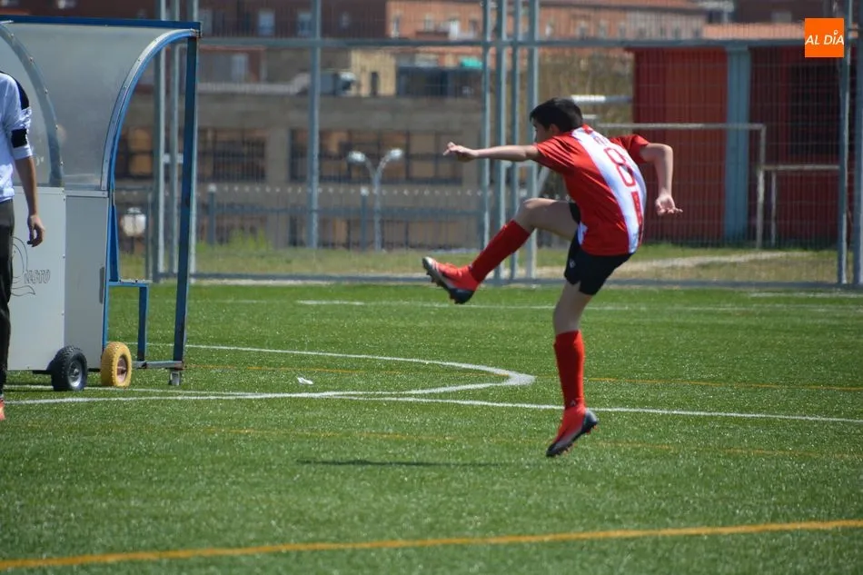 Foto 6 - Resultados, clasificaciones e im&aacute;genes del f&uacute;tbol base provincial