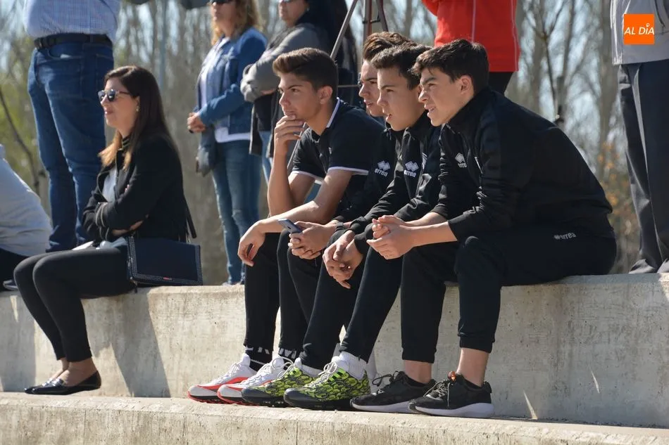Foto 11 - Resultados, clasificaciones e im&aacute;genes del f&uacute;tbol base regional