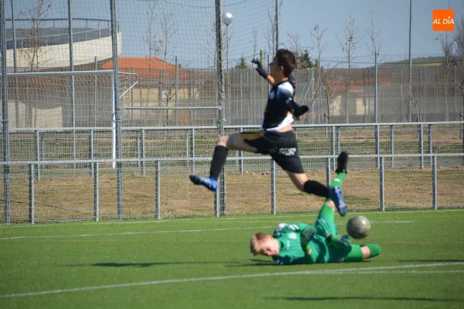 Foto 4 - Resultados, clasificaciones e im&aacute;genes del f&uacute;tbol base regional