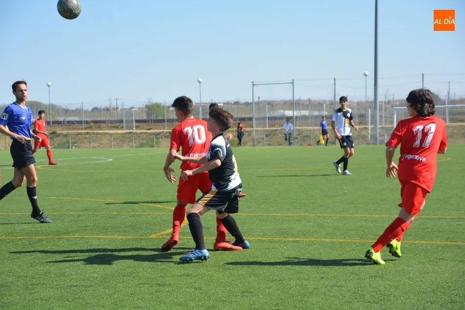 Foto 2 - Resultados, clasificaciones e im&aacute;genes del f&uacute;tbol base regional