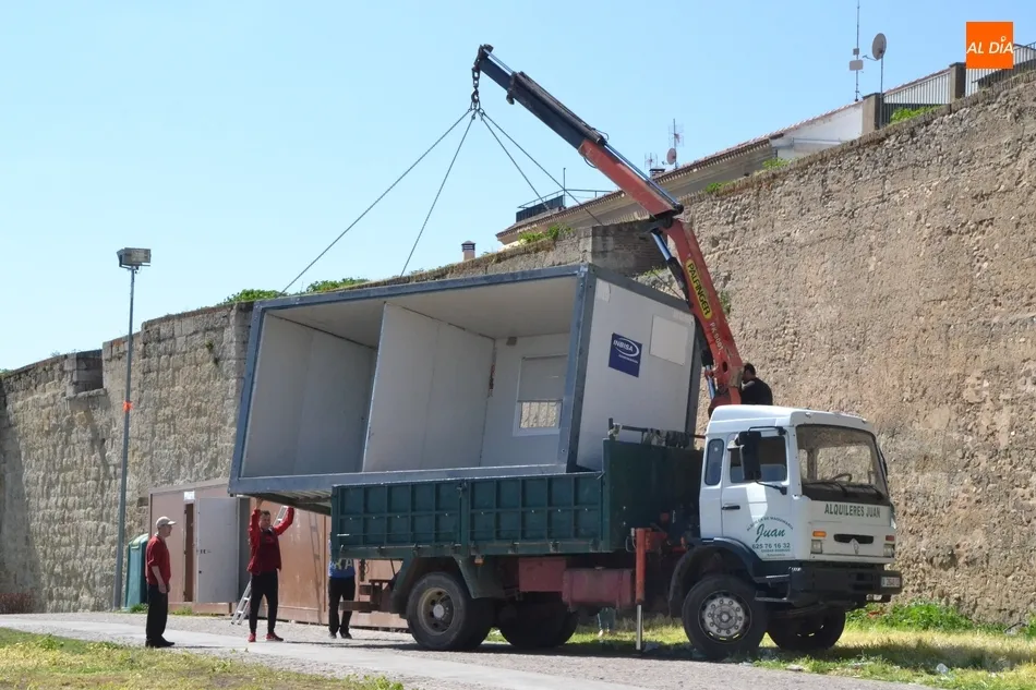 Retiradas las últimas casetas carnavaleras  
