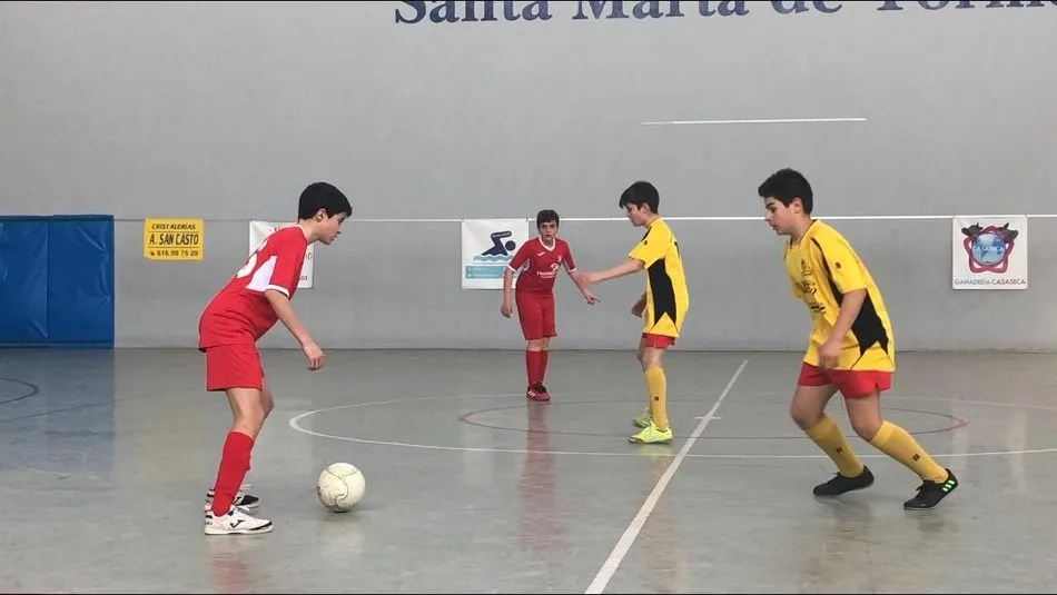 Foto 11 - El Alev&iacute;n e Infantil A del CD Los Leones jugar&aacute;n el 6 de abril la final intercomarcal  