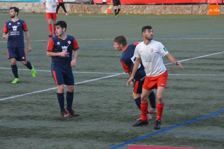 Foto 7 - El Santa Marta se topa con el rey del empate (0-0)