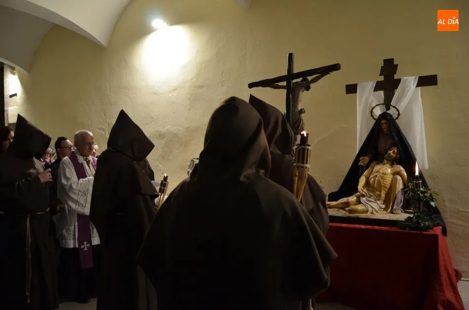 Foto 9 - Las Cinco Llagas de Nuestro Divino Salvador, preludio de la Semana Santa bejarana  