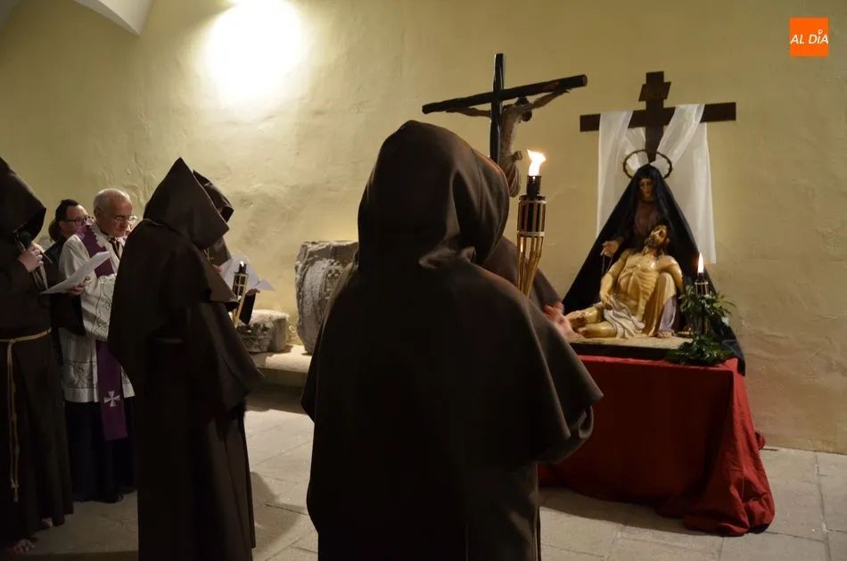 Foto 6 - Las Cinco Llagas de Nuestro Divino Salvador, preludio de la Semana Santa bejarana  