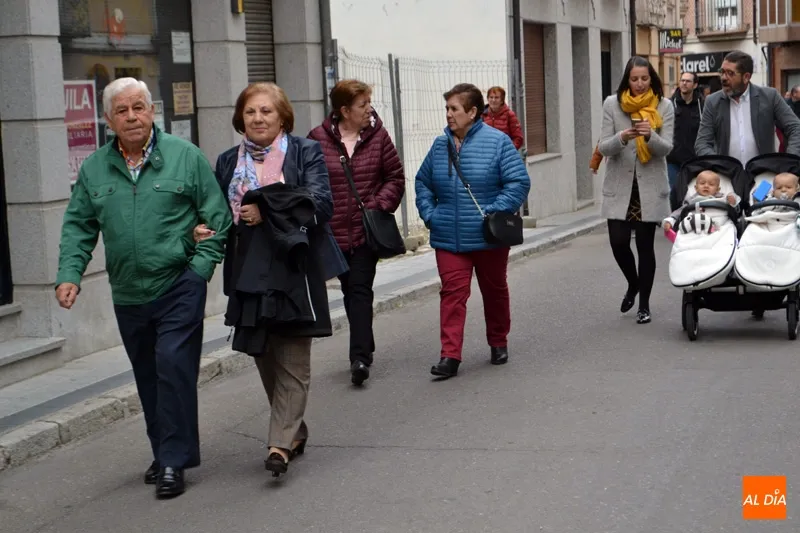 Foto 8 - Sones de Dulzaina, Cornetas y Tambores encandilan en el I Certamen Solidario de Bandas
