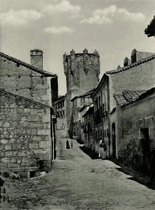 Foto 2 - La calle Caldereros, herencia medieval