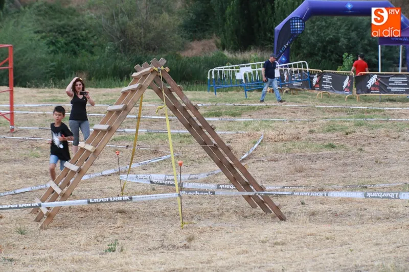 Un obstáculo de la Infernal Running