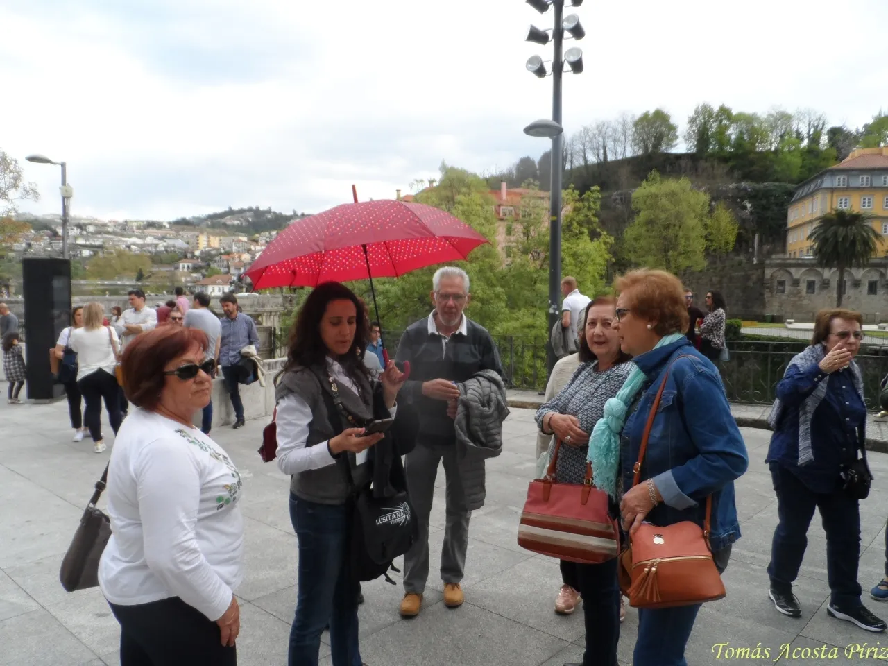 Foto 2 - Jubilados de Navasfr&iacute;as y El Payo descubren Braga, Guimar&atilde;es y Amarante  