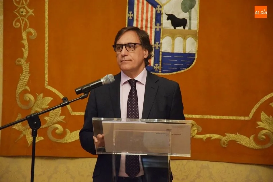 Foto 5 - El coleccionista salmantino Luciano M&eacute;ndez cede al DA2 m&aacute;s de 160 obras de arte cubano  