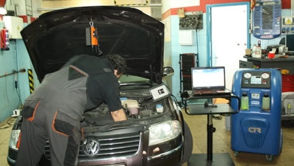 La actividad de los talleres se verá afectada por el paso al coche eléctrico