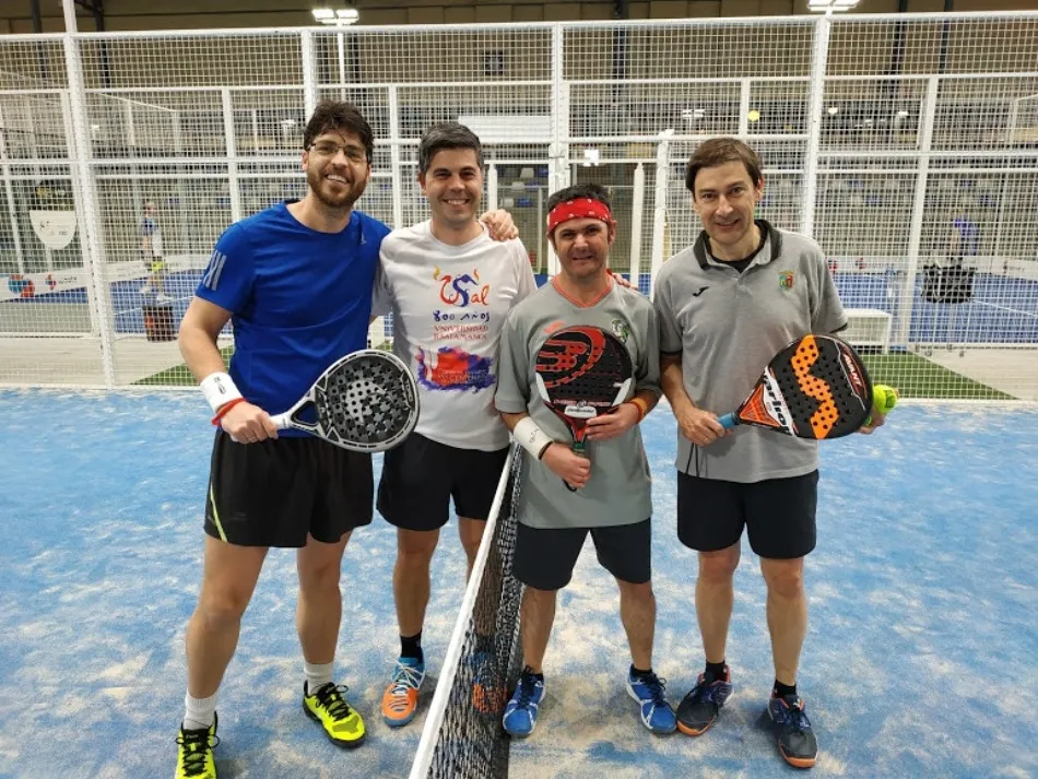 Foto 3 - Satisfacci&oacute;n en Aviva por el r&eacute;cord de participaci&oacute;n en su torneo de p&aacute;del solidario