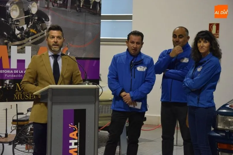 Foto 3 - El rally &lsquo;Sans Fronti&eacute;res 2019&rsquo; llevar&aacute; 6.000 kilos de material escolar y un parque infantil...