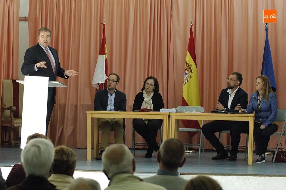 Foto 9 - Isidoro J. Alan&iacute;s opta a una cuarta legislatura como alcalde de Fuentes de O&ntilde;oro  