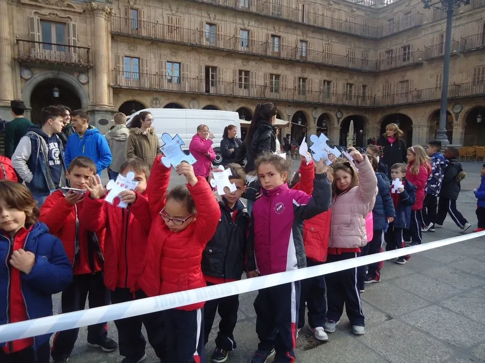 Foto 9 - El Colegio Padres Trinitarios participa en los actos del D&iacute;a Mundial de Concienciaci&oacute;n sobre el...