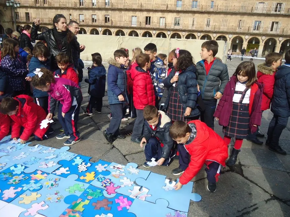 Foto 6 - El Colegio Padres Trinitarios participa en los actos del D&iacute;a Mundial de Concienciaci&oacute;n sobre el...