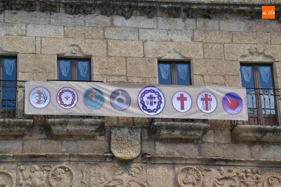 La Semana Santa empieza a asomar por la Plaza Mayor  