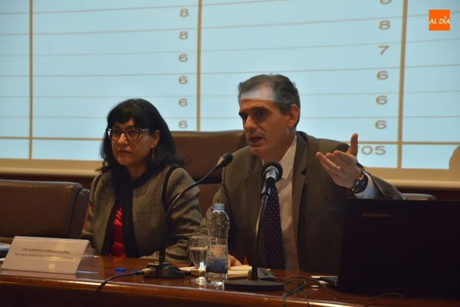 Foto 8 - Charla sobre las elecciones y el funcionamiento del Parlamento Europeo