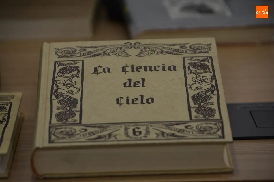 Foto 11 - El saber cosmogr&aacute;fico en la USAL, de la mano del profesor Pablo Garc&iacute;a Castillo