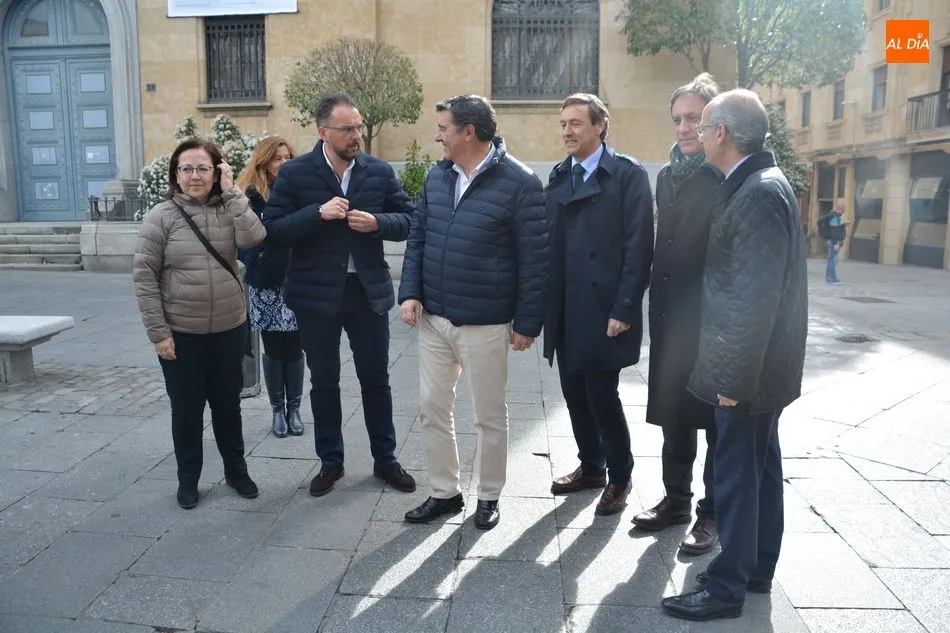 Foto 6 - &ldquo;La dispersi&oacute;n del voto favorecer&aacute; al PSOE y votar a Vox es tirar el voto&rdquo;