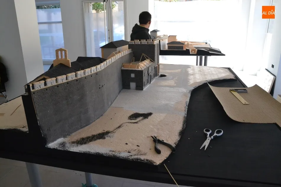 Foto 5 - Dos detalladas maquetas desvelan c&oacute;mo era la Puerta del Conde a finales del XVII y a principios...