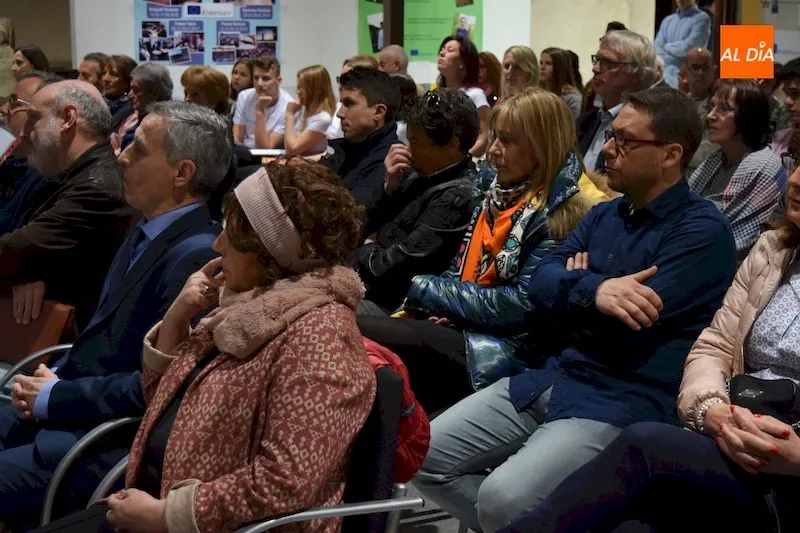 Foto 11 - El Colegio y Seminario San Jer&oacute;nimo presenta al p&uacute;blico su exposici&oacute;n &lsquo;La migraci&oacute;n en Europa ...