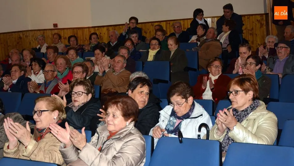 Foto 8 - Liminares homenajea a los jubilados que cumplen sus Bodas de Plata como socios