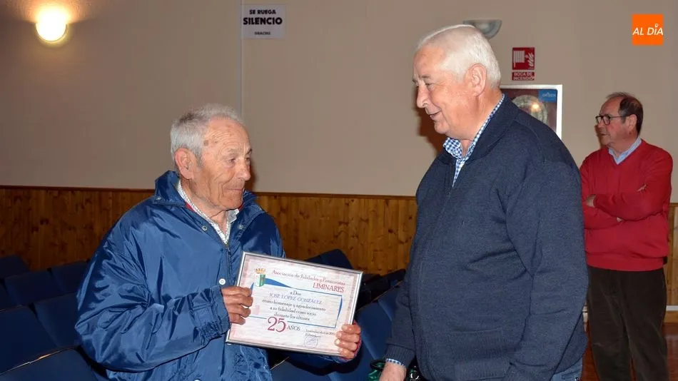 Foto 5 - Liminares homenajea a los jubilados que cumplen sus Bodas de Plata como socios