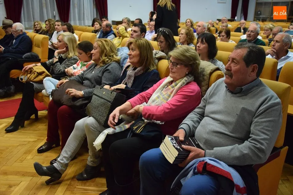 Foto 4 - Antonio Bl&aacute;zquez-Madrid presenta su novela &lsquo;JFC, Justicia Reparadora&rsquo;  