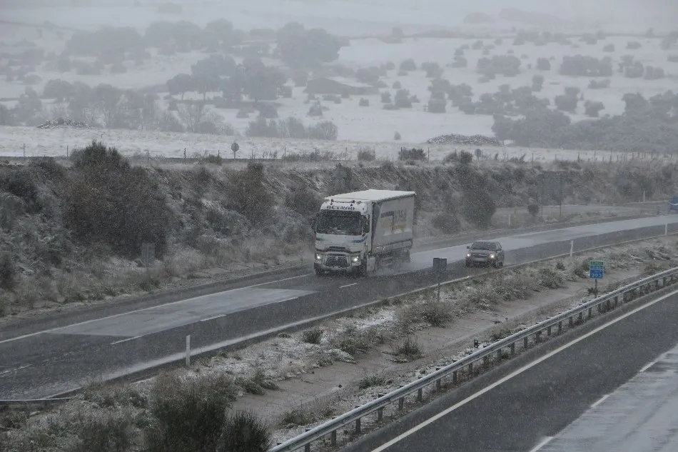Foto 7 - Guijuelo se cubre de nieve