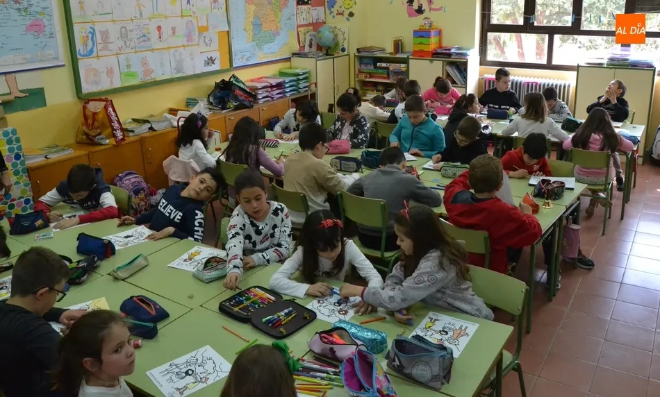 Foto 9 - El Colegio San Francisco arranca su Semana Cultural viajando a la Prehistoria  