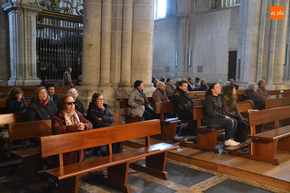 Ya está en marcha la novena en honor a La Soledad en su nuevo horario matinal  