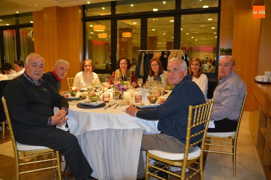 Foto 9 - La sociedad salmantina arropa al Comedor de los Pobres en la cena de su 25 aniversario  