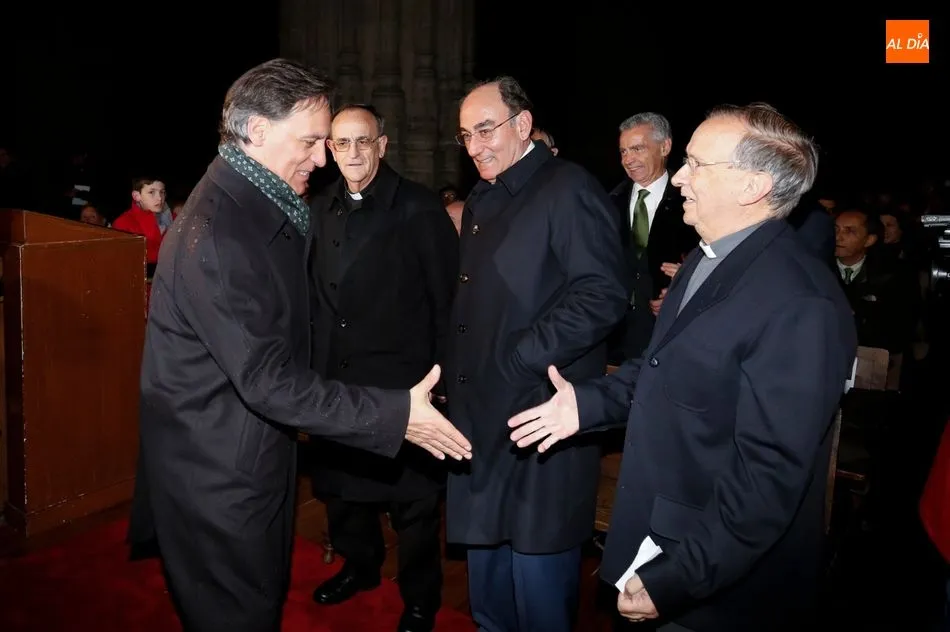 Foto 7 - Iberdrola inaugura la iluminaci&oacute;n ornamental interior de la Catedral Nueva de Salamanca  
