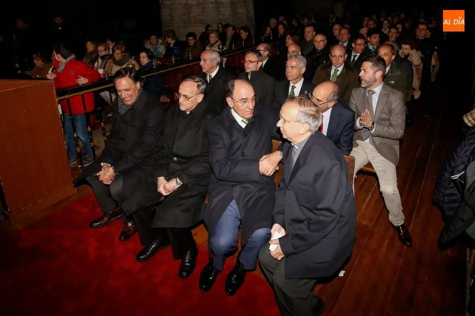 Foto 6 - Iberdrola inaugura la iluminaci&oacute;n ornamental interior de la Catedral Nueva de Salamanca  