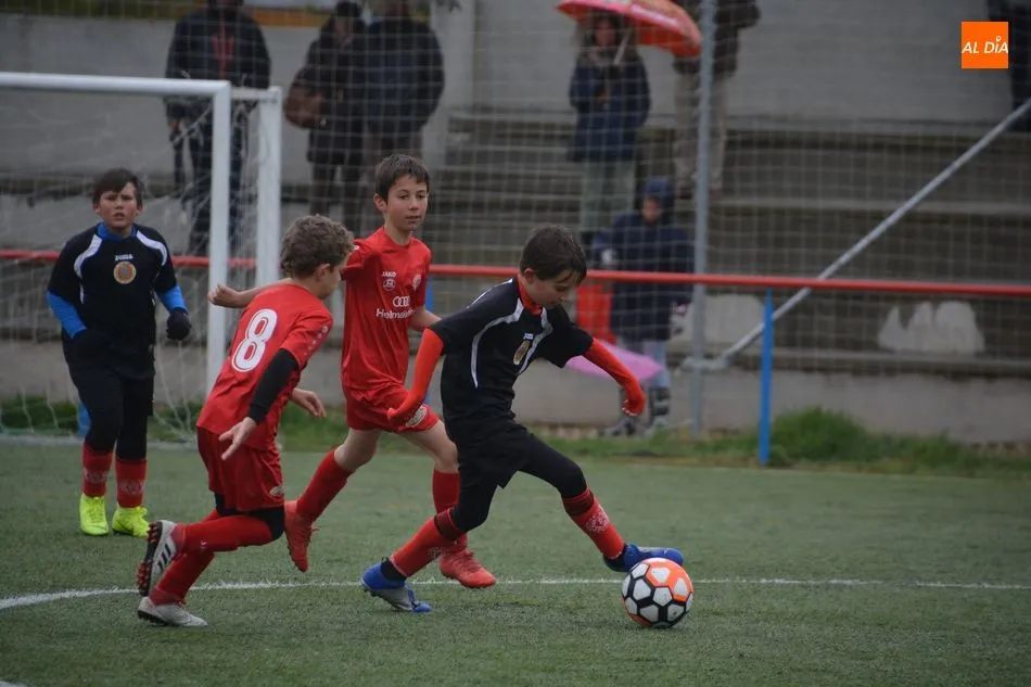 Foto 2 - Resultados, clasificaciones e im&aacute;genes del f&uacute;tbol base provincial