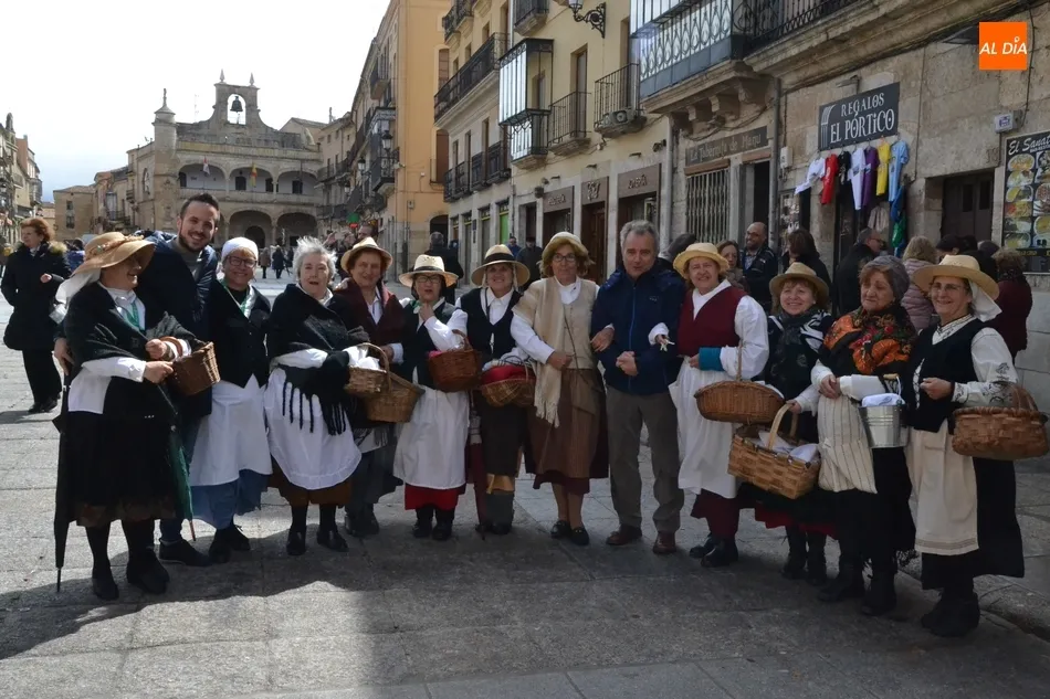 Foto 3 - Las tropas se preparan para la guerra con un desfile que evit&oacute; milagrosamente la lluvia  