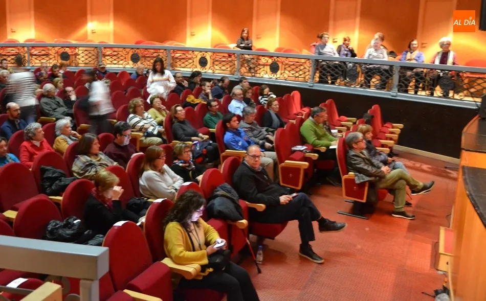 Foto 10 - El programa &lsquo;No es un d&iacute;a cualquiera&rsquo; muestra en el Teatro Nuevo la magia de la radio en...