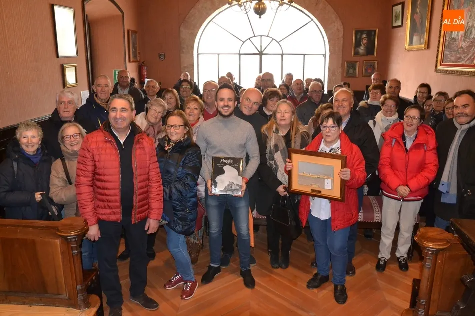 Sendos grupos de turistas de Morella y Badajoz visitan Ciudad Rodrigo  