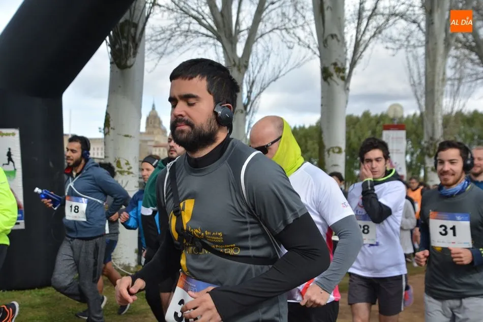 Foto 6 - Daniel Sanz y Ver&oacute;nica S&aacute;nchez se imponen en la carrera del VIII Centenario de la USAL
